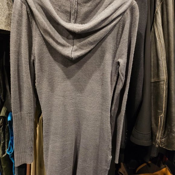 Grey knee length zippered Dereon hooded sweater - Size S - Picture 2 of 4